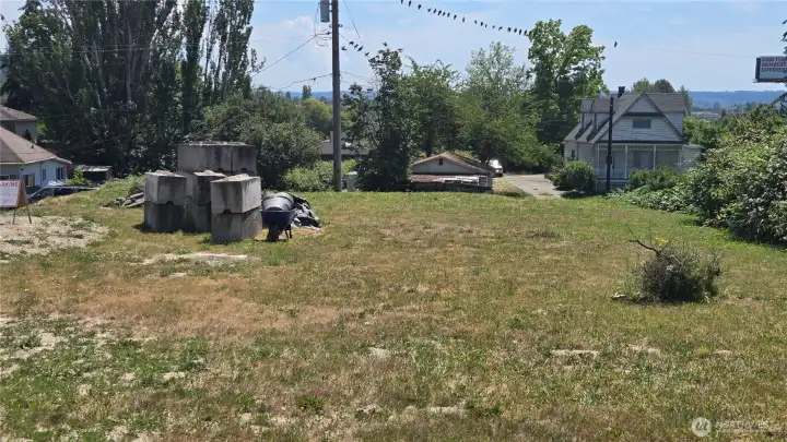 Level building site