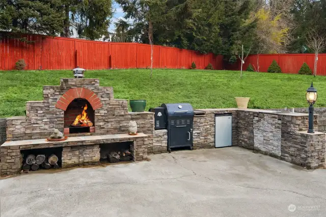 Outdoor Kitchen