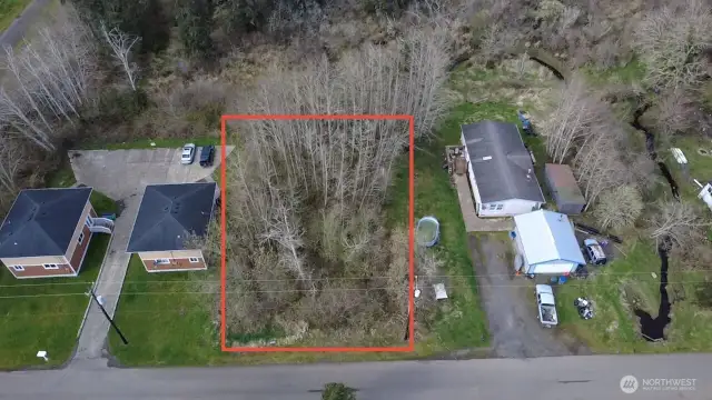 Lot lines are approximate. Buyer to verify all.