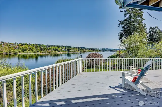 What a perfect spot to enjoy the 4th of July fireworks! Views toward the Warren Ave Bridge...