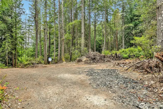 Lot 3