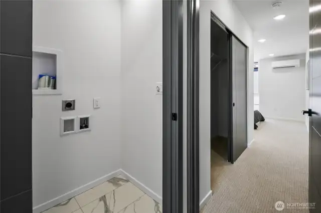 Photos are of model home 826B. Floorplan and finishes may vary