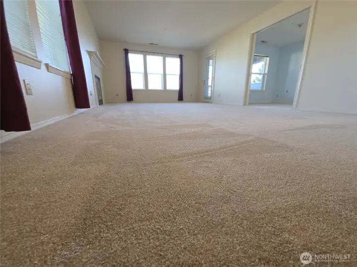 Door to the deck at top right.  Large entry leads into the 2nd bedroom.