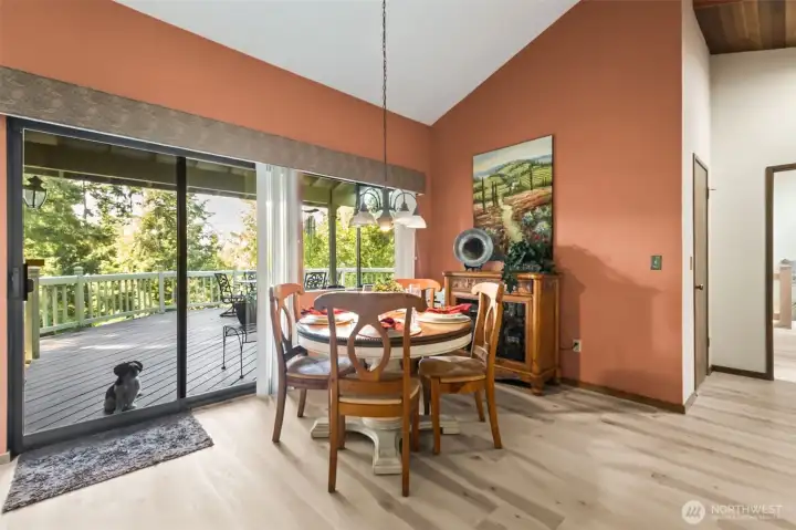 Kitchen eating area has great access to deck.
