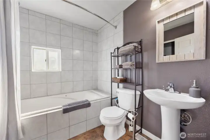 main level full bathroom