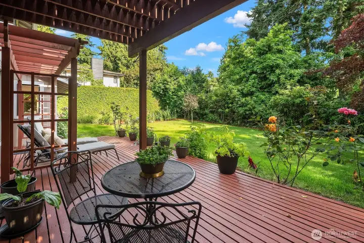 Enjoy the fragrance of roses lining the deck while you relax & sip your favorite beverage.