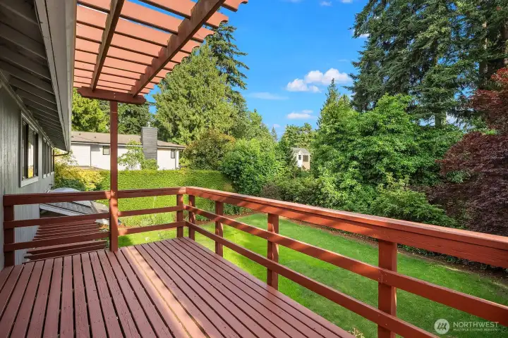 Deck off the guest apartment, overlooking the lovely backyard.