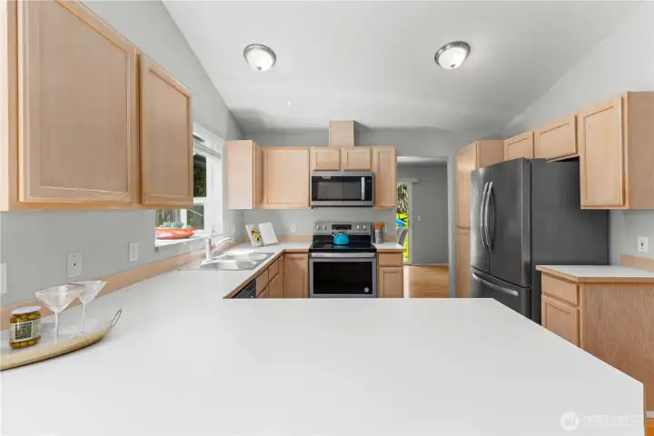Ample counter space and storage in your kitchen!