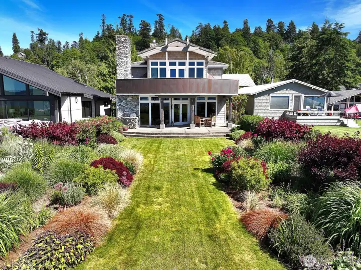 The landscaping frames the home and offers screening as well as privacy. The landscaping frames the home and offers screening as well as privacy.
