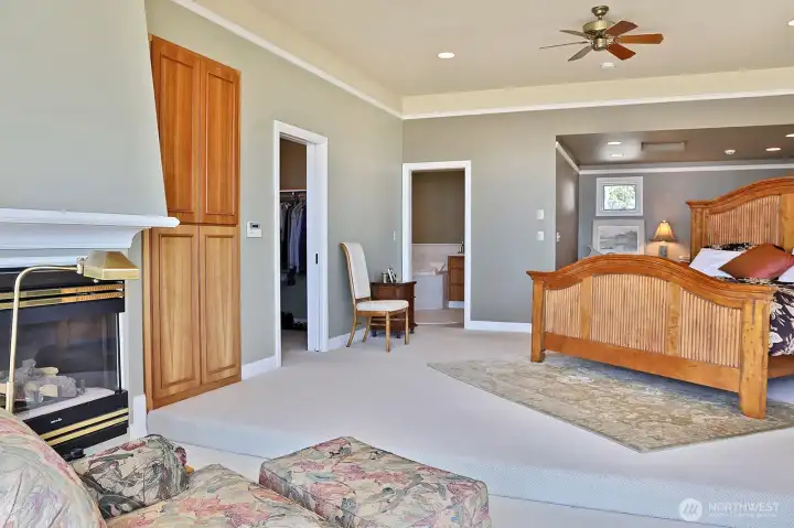 The upstairs is spacious and could be arranged to suit your needs. The upstairs is spacious and could be arranged to suit your needs.
