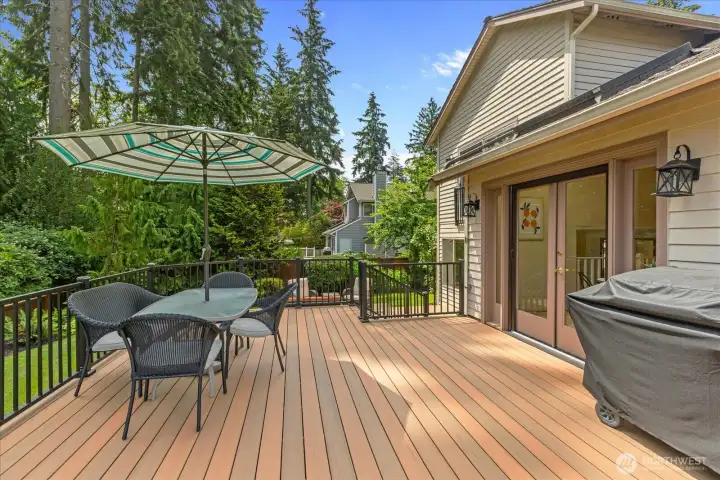 A gas hookup offers seamless indoor/outdoor living at its best.