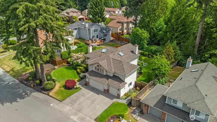 Beautiful landscaping in both front and back yards.