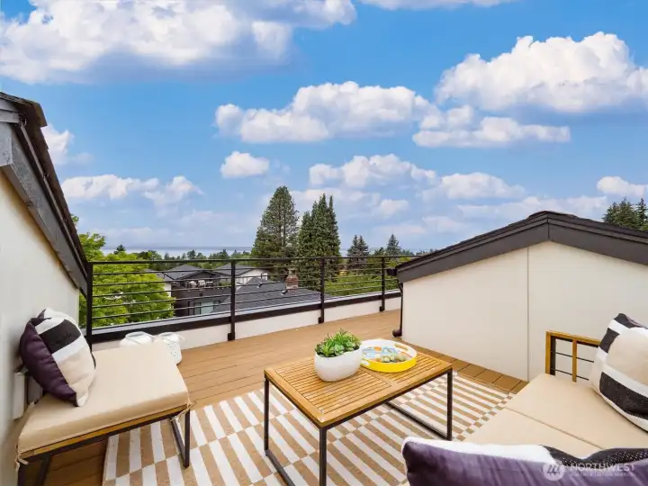 The spectacular view deck up top is remarkable. Enjoy Sound & Mountain View’s from your perch up here. The spectacular view deck up top is remarkable. Enjoy Sound & Mountain View’s from your perch up here.