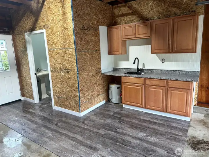 KITCHEN AREA IN GARAGE. KITCHEN AREA IN GARAGE.