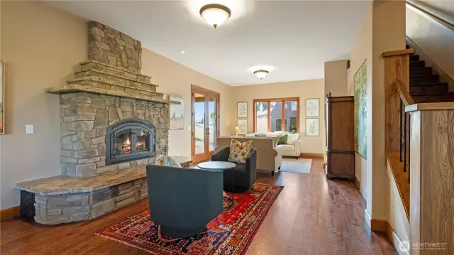 From Dining Room to rest of Living space