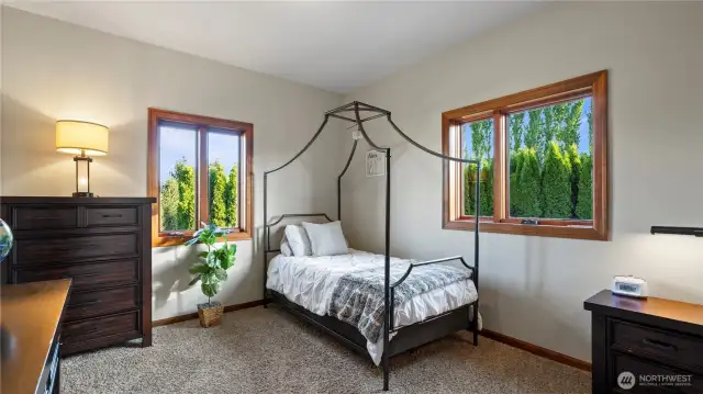 2nd guest room