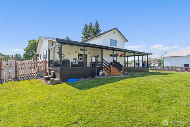 Fenced Yard.