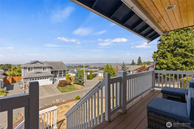 Spacious front deck perfect for sunsets over Puget Sound!