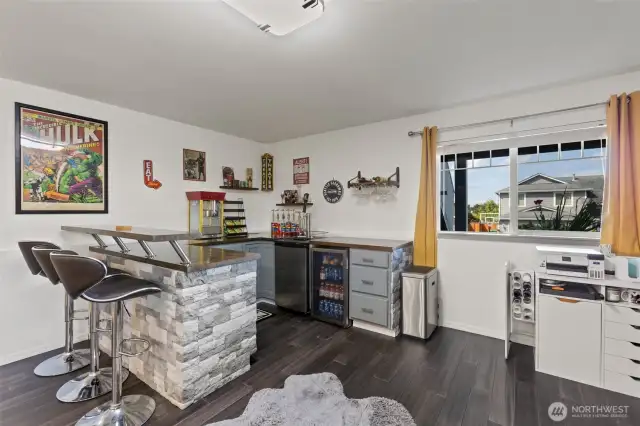 Built in bar, beverage fridge and kegerator.  What a great place for fun and entertainment.