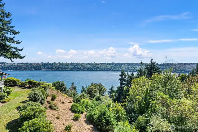 It's all about the view! The Tacoma Narrows, Mt. Rainier in the distance, and spectacular sunrises are part of your everyday life. And on a lucky day, orcas!