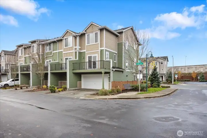 Neat curb presentation with defined borders and trimmed shrubs for a polished look