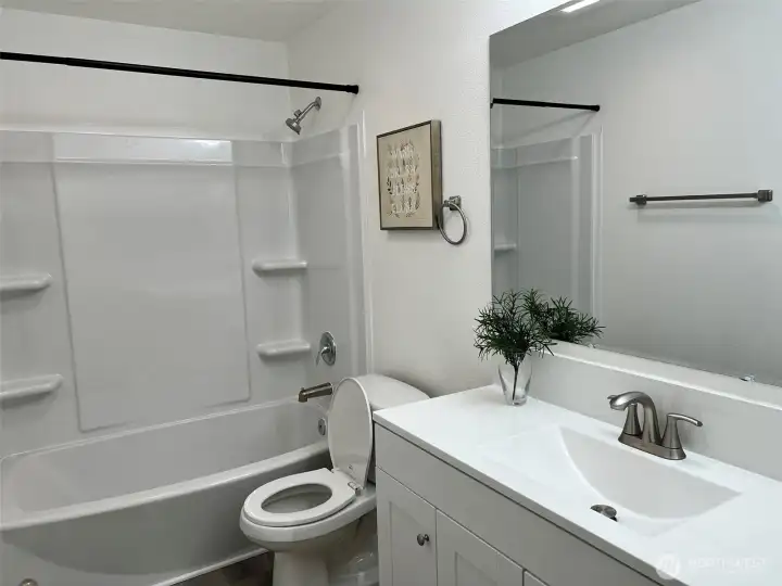 bathroom bathroom