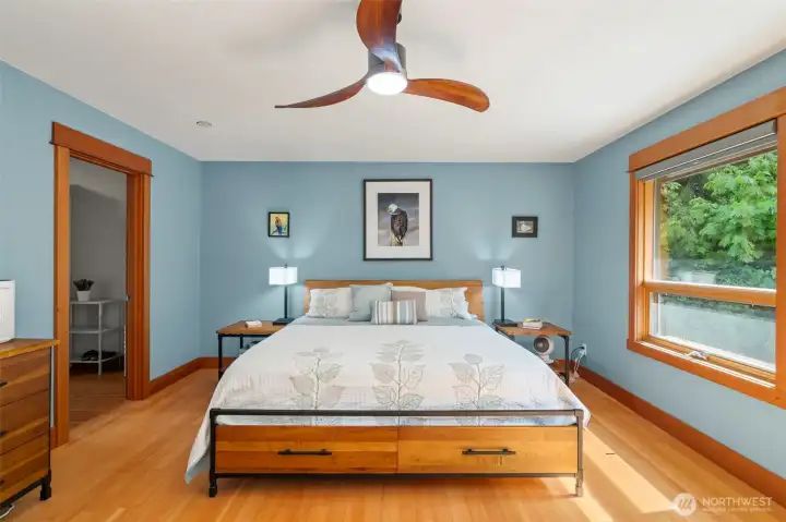 Spacious primary bedroom