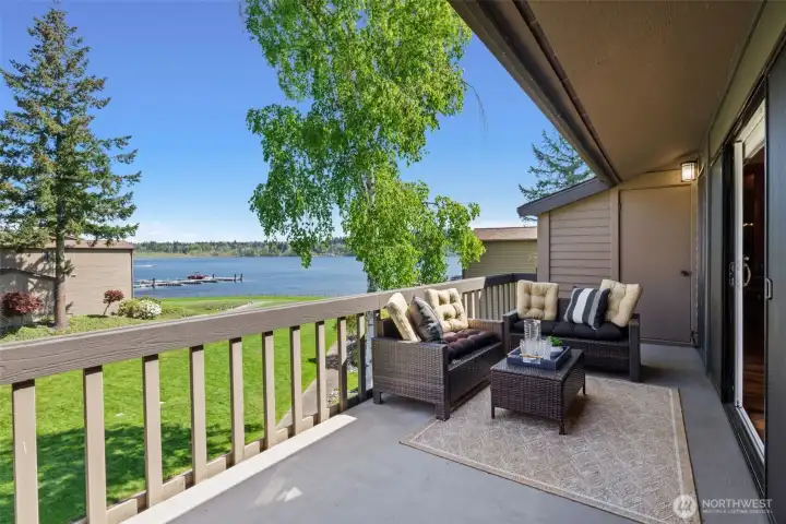 A serene setting you can only dream of—soak in the views while you spend your mornings savoring stunning sunrises, bask in the sun throughout the day, and unwind with afternoon happy hours and unforgettable sunsets from your private balcony. A serene setting you can only dream of—soak in the views while you spend your mornings savoring stunning sunrises, bask in the sun throughout the day, and unwind with afternoon happy hours and unforgettable sunsets from your private balcony.