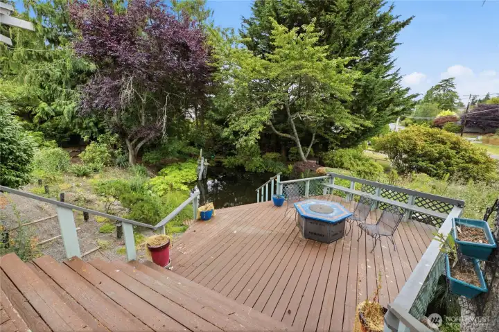 Upper Deck