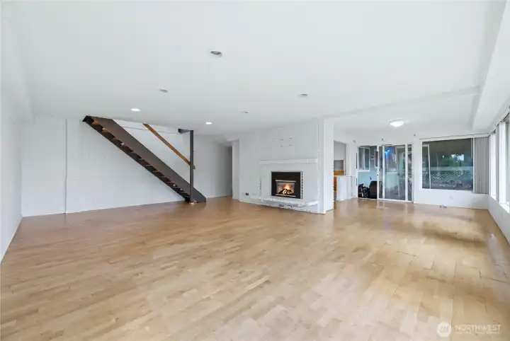 Lower Living room