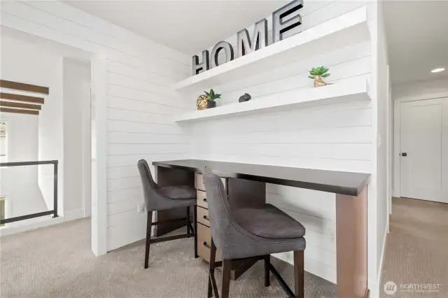 Built-in Desk Nook