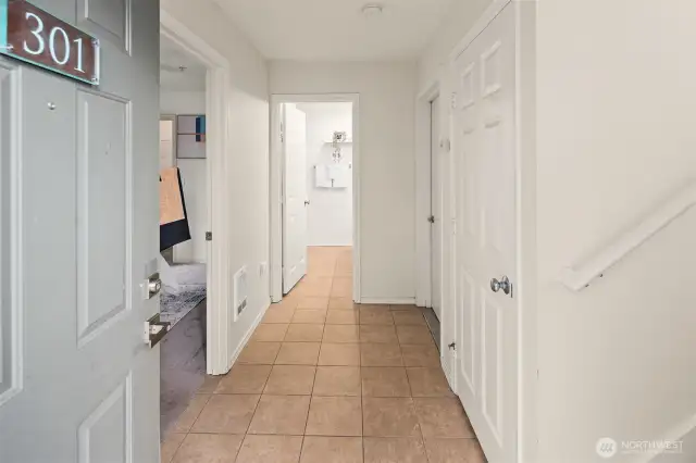 Main floor entry. Come on in!