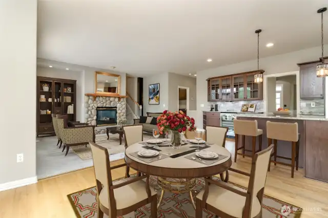 Can you see yourself curling up with a good read, watching a football game or just having great conversations in your private view of the Northshore Golf Course.