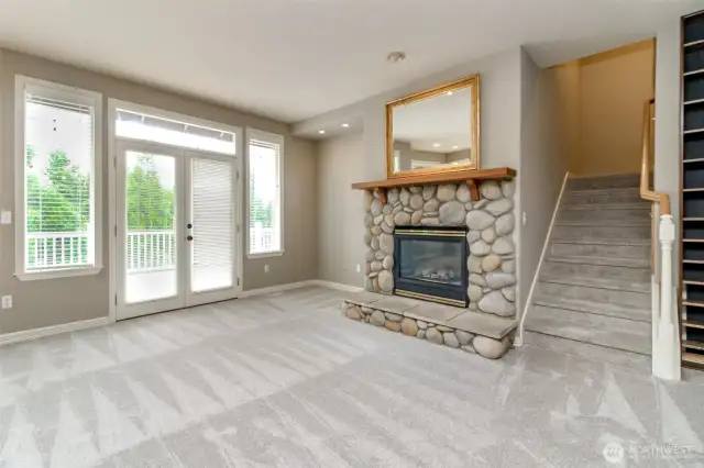 This Norris resale features brand new wall-to-wall carpet and beautifully wood-wrapped windows with matching wood blinds throughout, the ENTIRE HOME. Cozy up around the charming river rock fireplace, and don’t miss the private second staircase—an exceptional touch of character and convenience!