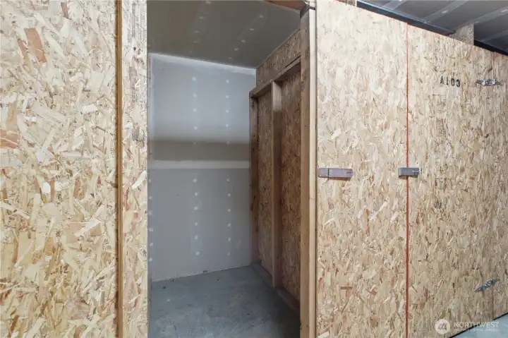 Extra personal storage unit is included!