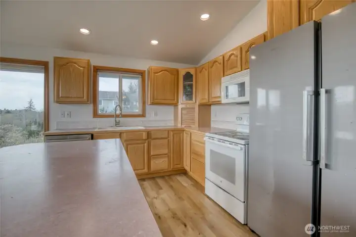 Massive fridge/freezer combo is the foodies' dream!