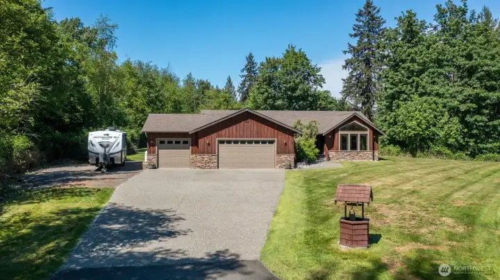 Bring your RV, power hook up on side of house, room to build a covered spot for your RV. Also, home is wired for a generator. Bring your RV, power hook up on side of house, room to build a covered spot for your RV. Also, home is wired for a generator.