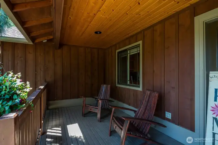 Covered front porch. Pine soffit with can lighting. Outlets up high for holiday lighting. Covered front porch. Pine soffit with can lighting. Outlets up high for holiday lighting.