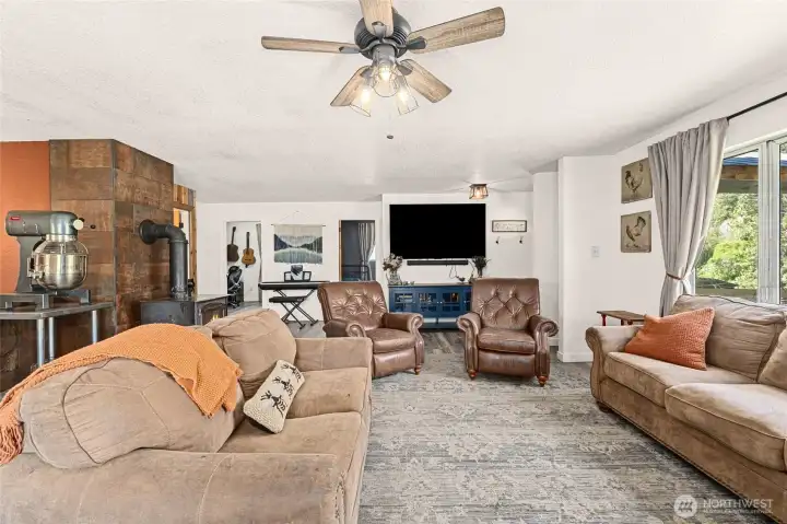 Lot's of room for friends and family