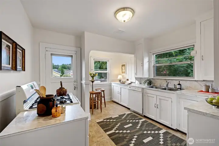 Kitchen clean and efficient