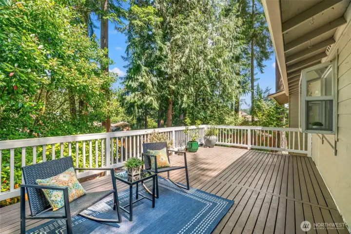 Upstairs deck Upstairs deck