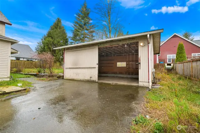 Detached oversized garage/shop.