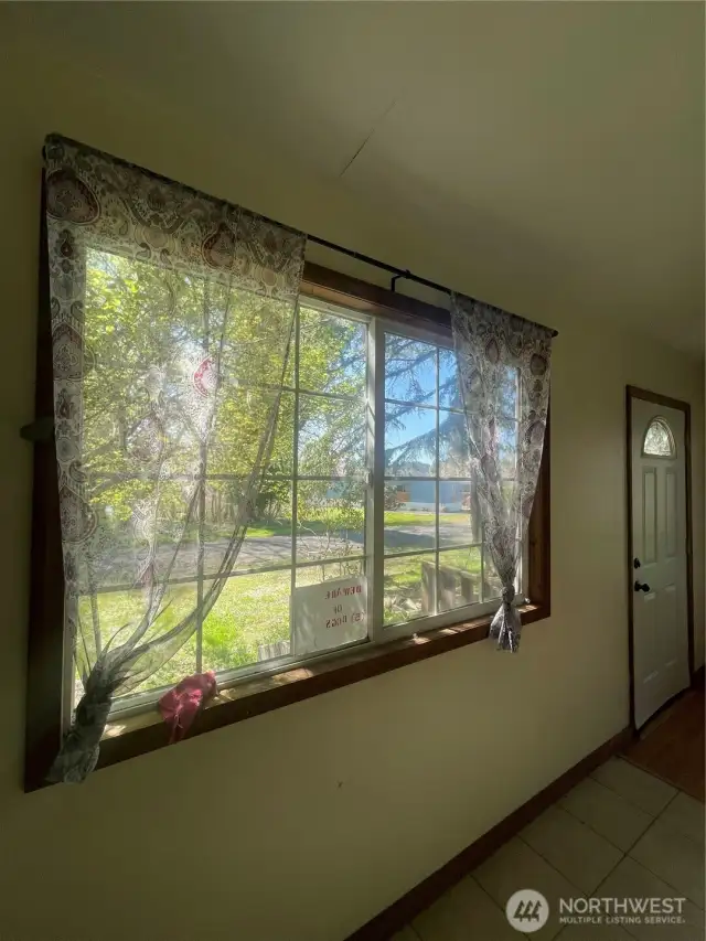 Front Entry Way