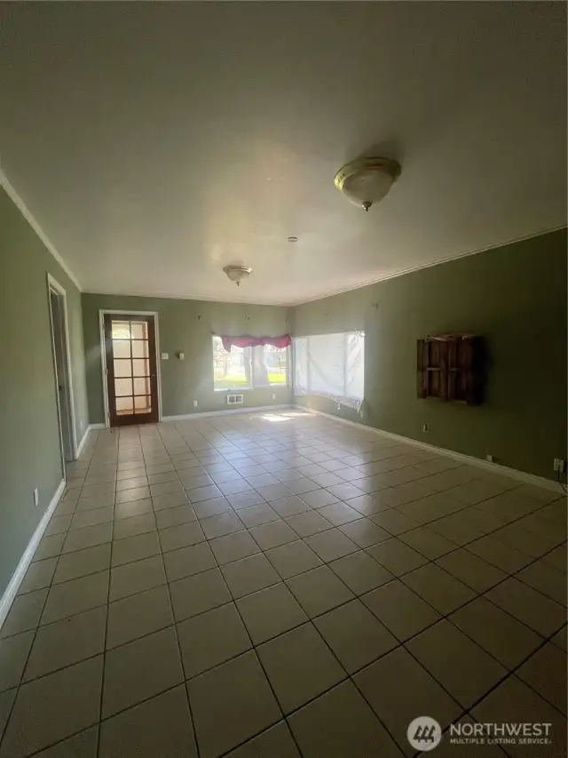 Main floor Living Room