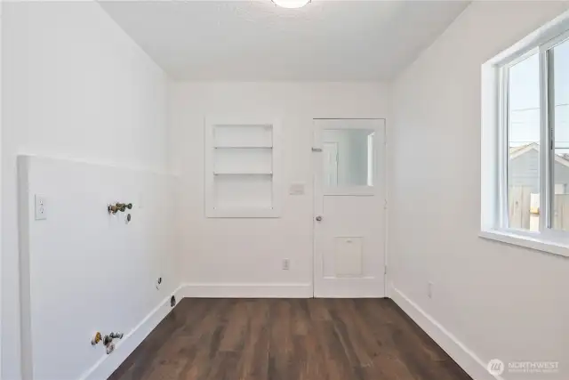 Spacious laundry room