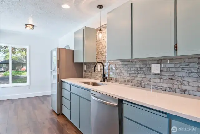New counters & backsplash