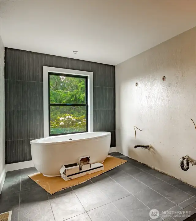 Soaker Tub in Primary Bath