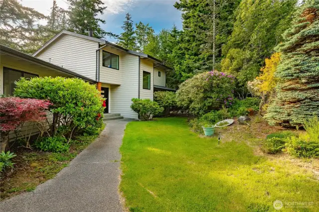 Walkway from Garage to Front Door