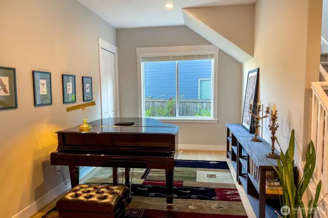 Open den/seperate living space on main floor