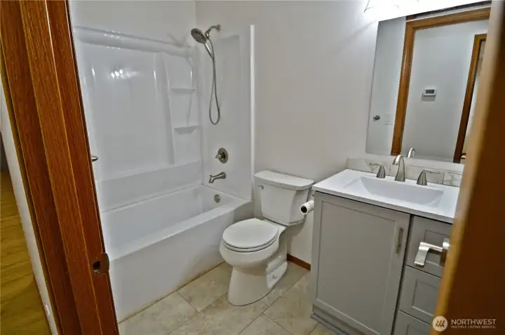 Main Bathroom